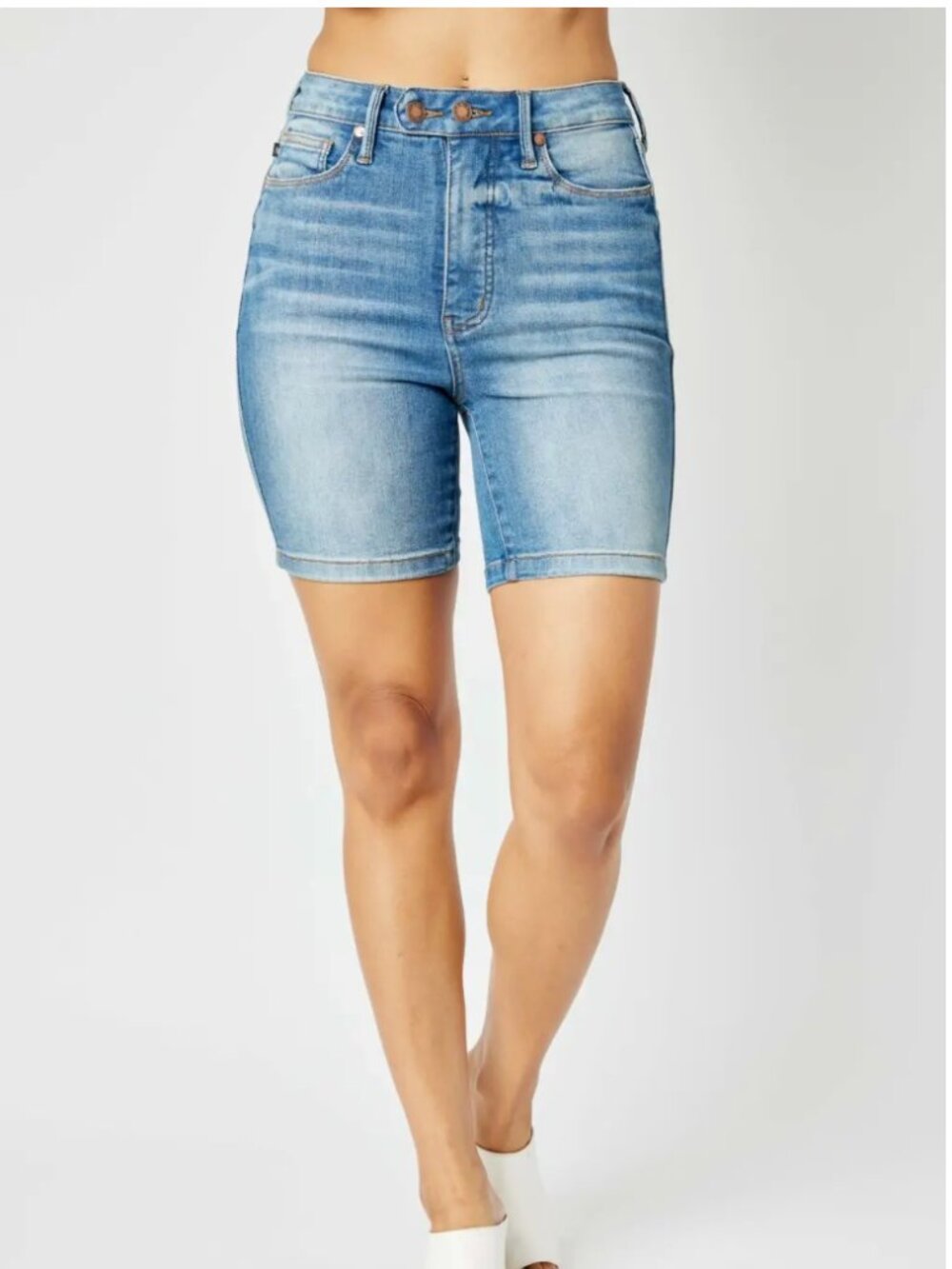 JUDY BLUE High-Rise Stretch Tummy Control Denim Bermuda Short Size XL 15/32 NEW - Picture 2 of 6